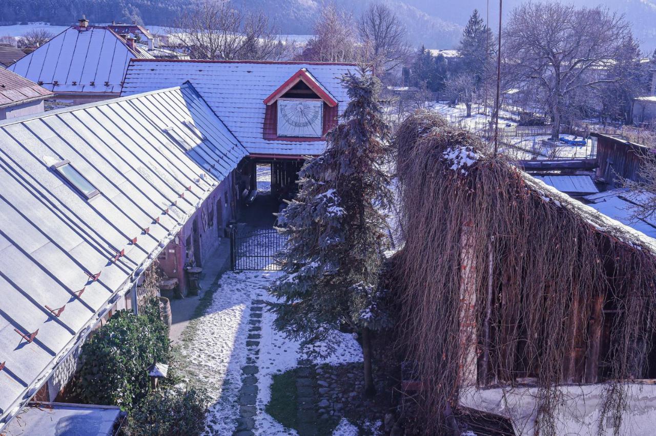 Mnichov Dvor Hotell Slovenska Lupca Exteriör bild